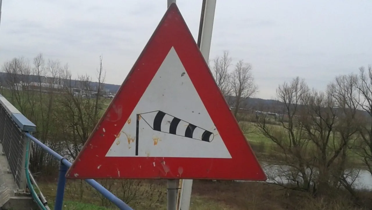 qc3ojb6o5g7rzixk8bce9hd03 wind stormarnhem nieuws