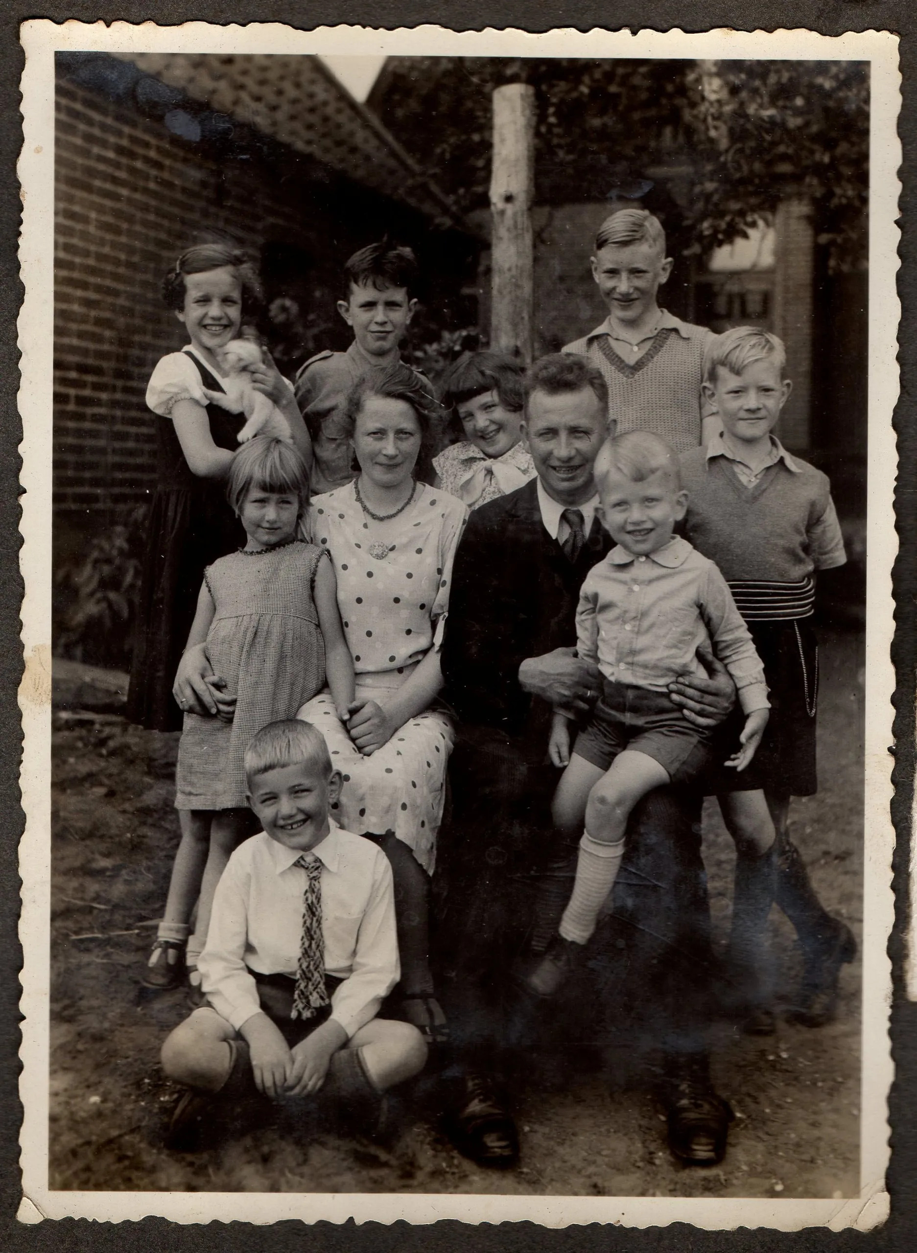 rozetfamiliefoto eind jaren 30 laag soeren uit particulier bezit