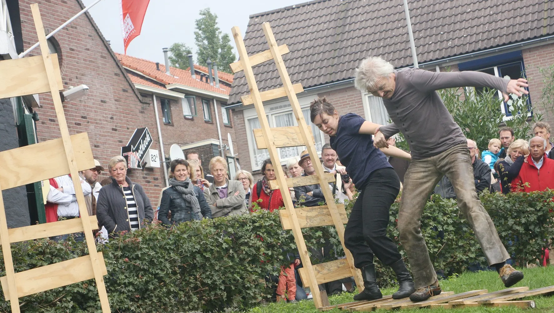rqw129svbn8zy2f2veew822jr persfoto1wijkenvoorkunst2014zefanjahoogers