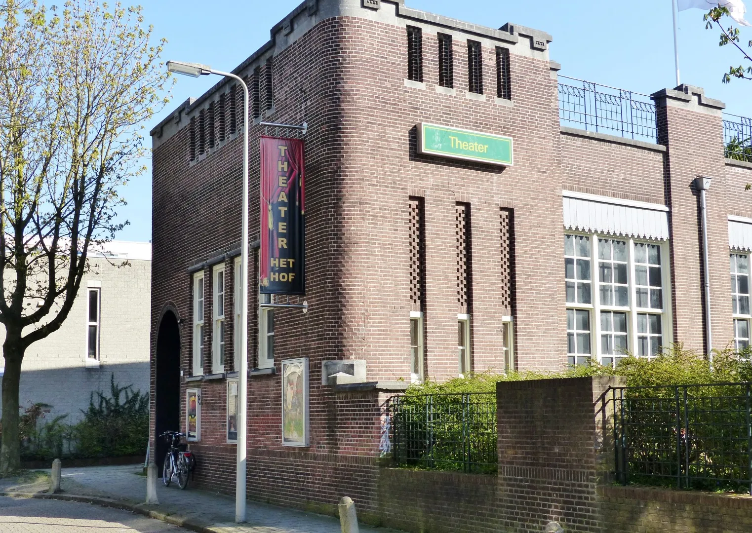 theaterhethof001 large