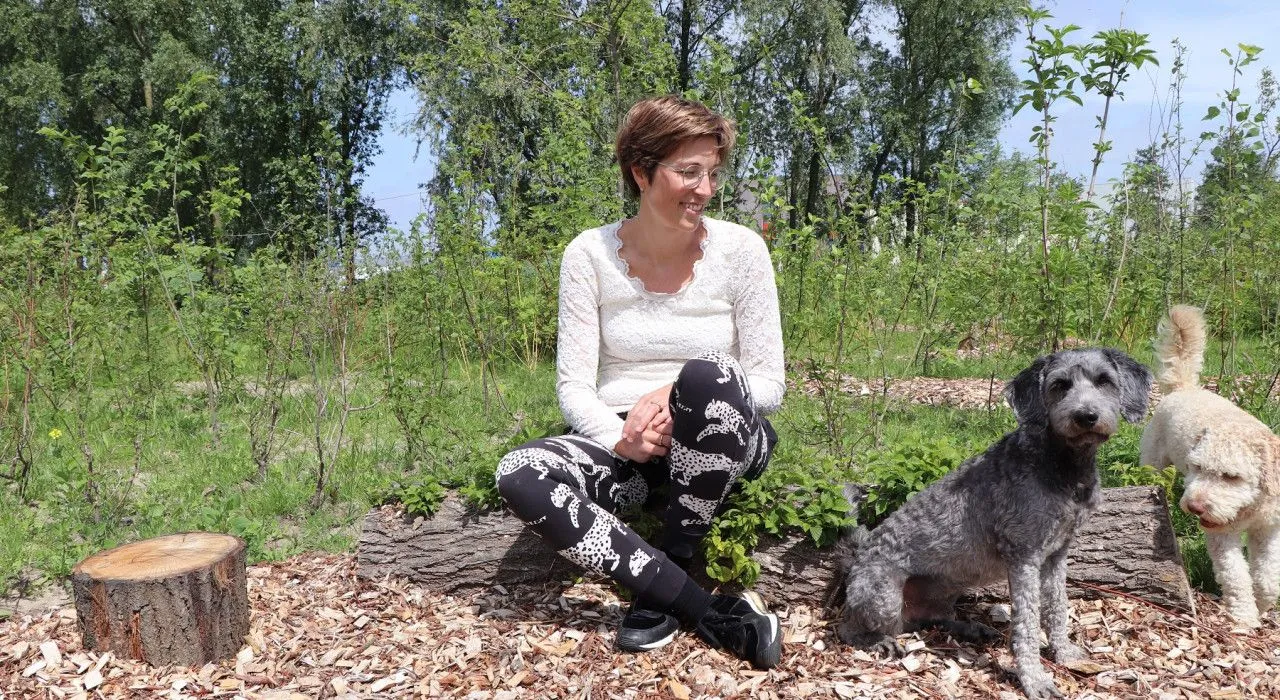 tinyforestnathalie zit klein