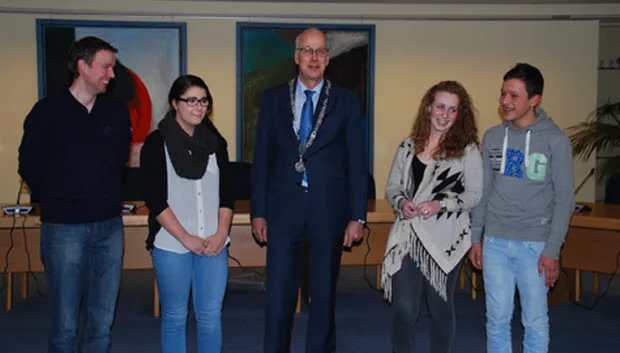 u9c839tvx40fs8b4sieiog8sn jongeheldenwestervoort2014221