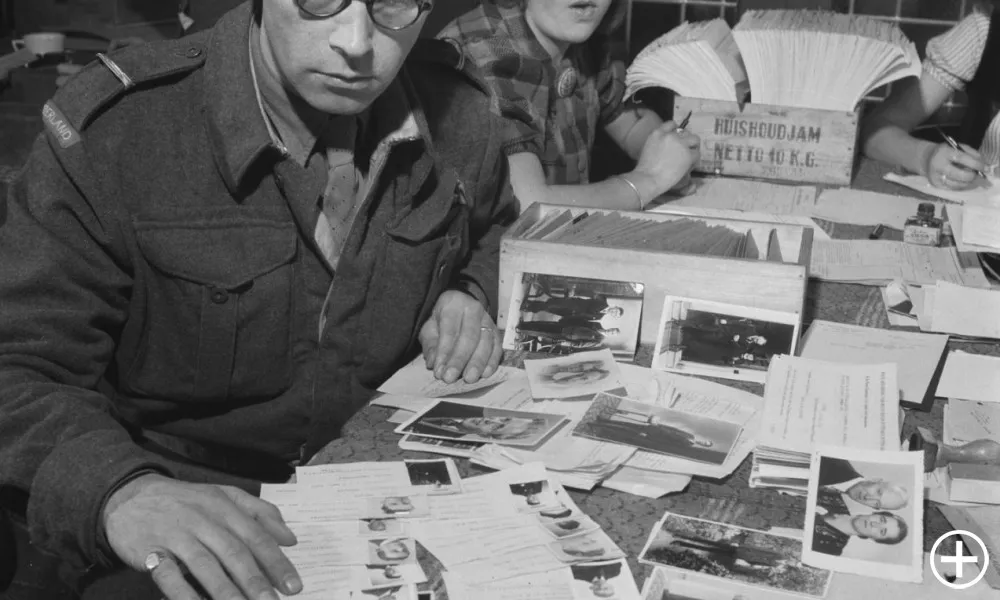 veluwe1945administratie van de afgevoerden en vermisten putten gahetna fotocollectie anefo theo van haren noman