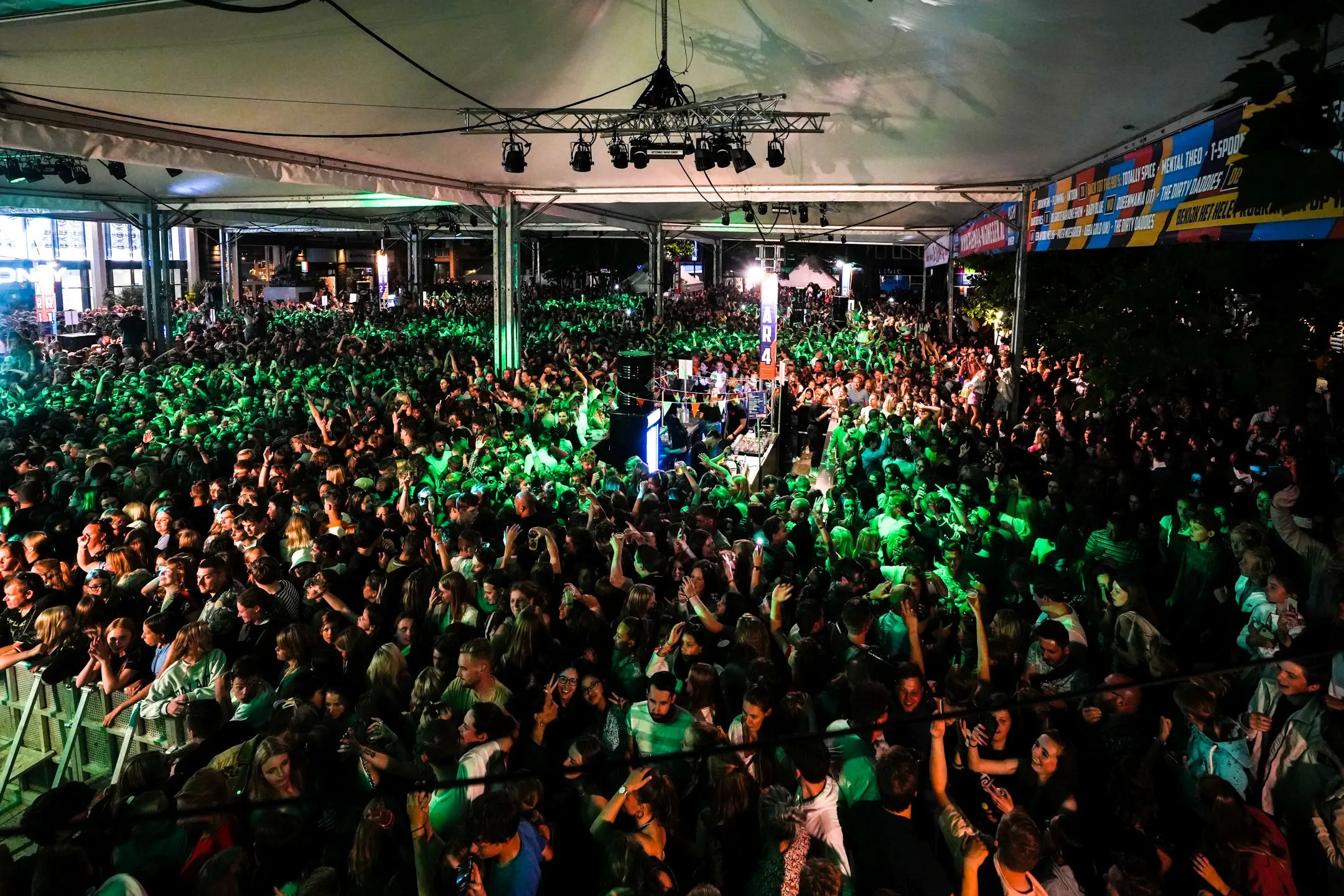 vierdaagsefeesten janwillem de venster