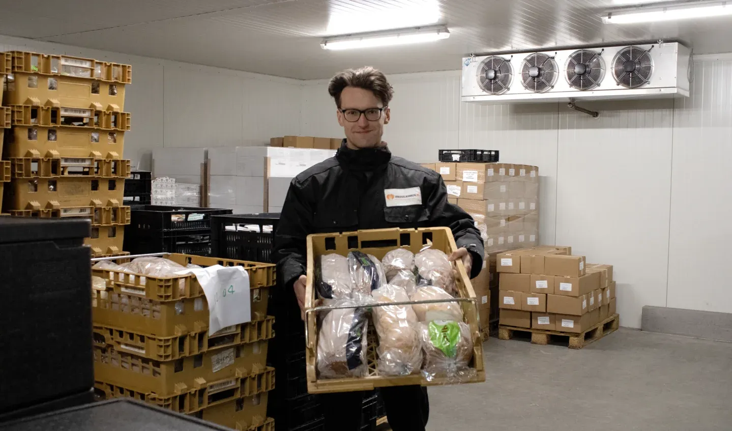 voedselbankvrijwilligerse1e9a21f 1437 47f2 9315 35a16e84da87 thumb1440 1