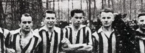 voetbal vitesse 1941voetbalmonumet 480x176 1