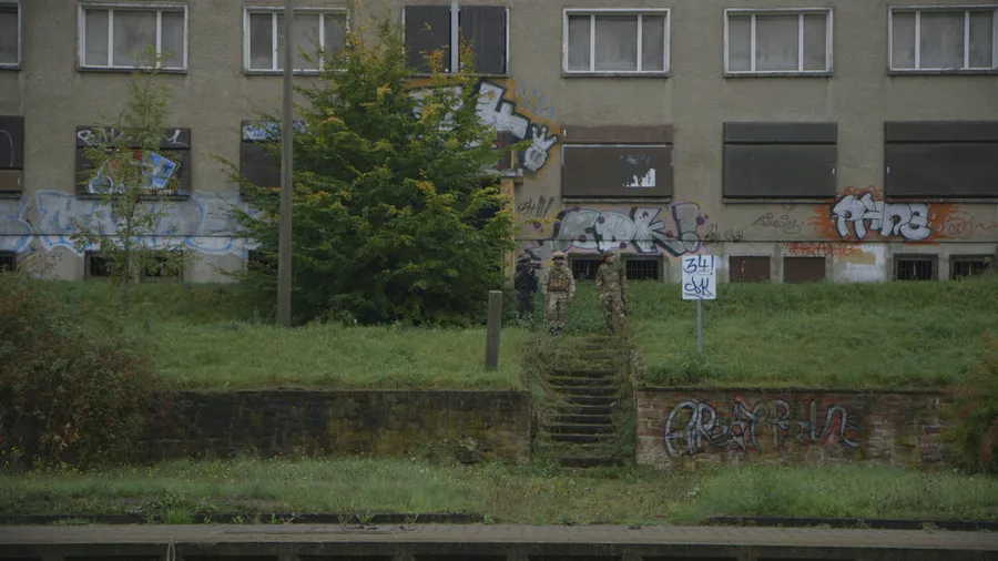 vy43a9ebul5qylmsgiudf5m82 marienborn still 7