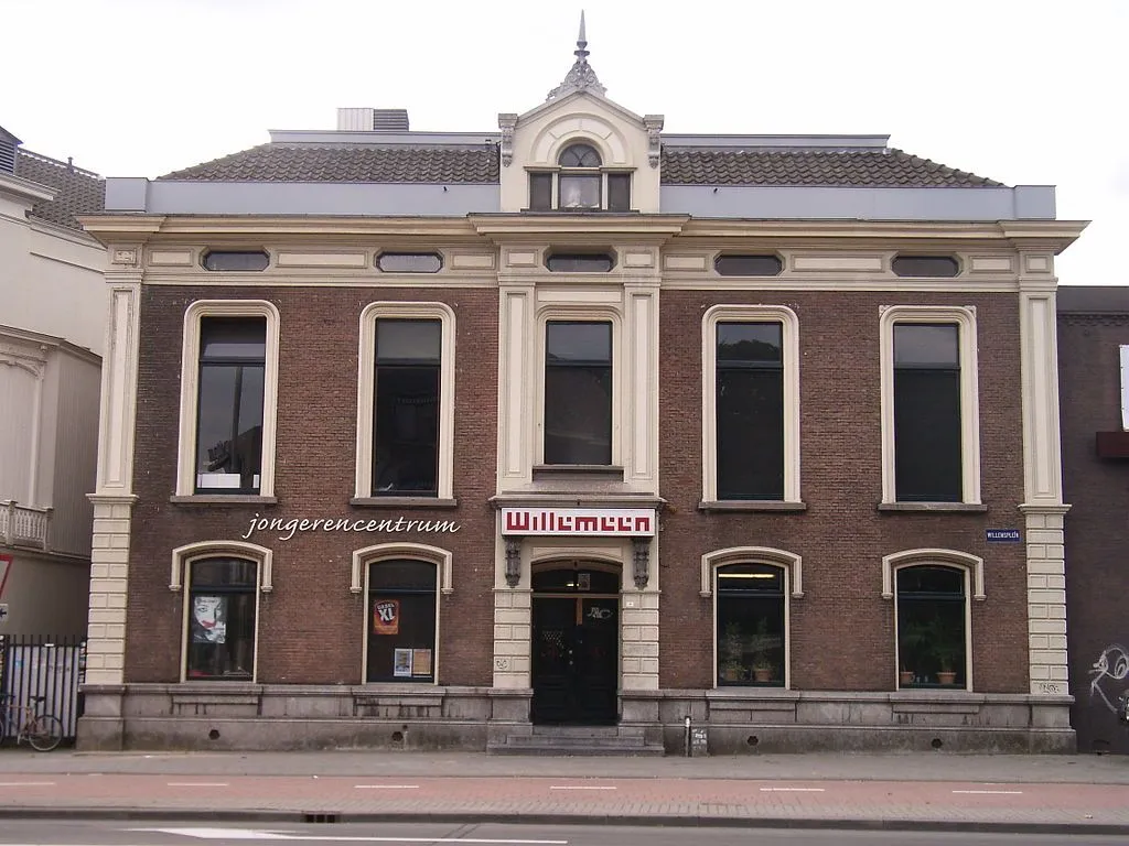 willemeenmons wikimediaorg