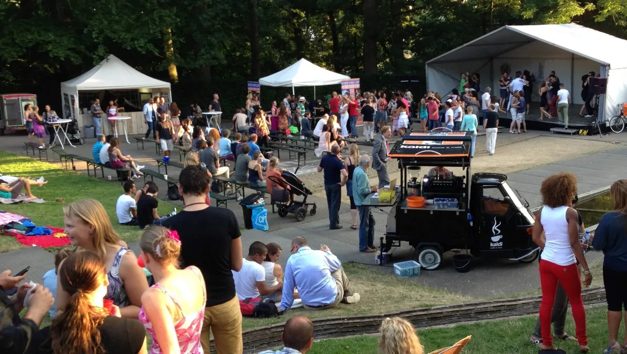 xfcrxgukmbxibib6jtwi704np dans 130720 steiletuin