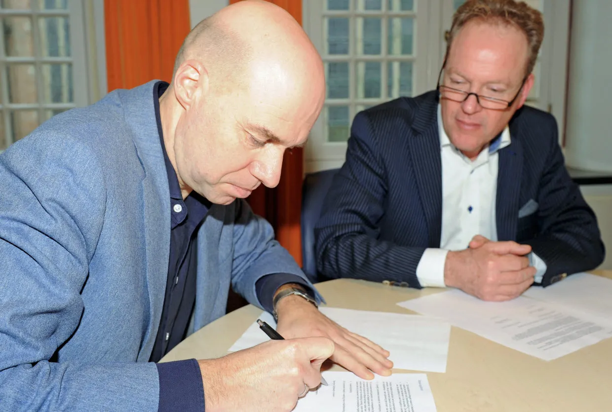 yr8yfxyhfuc99ykubb3ujxlin dsc5160 kopie convenant 31