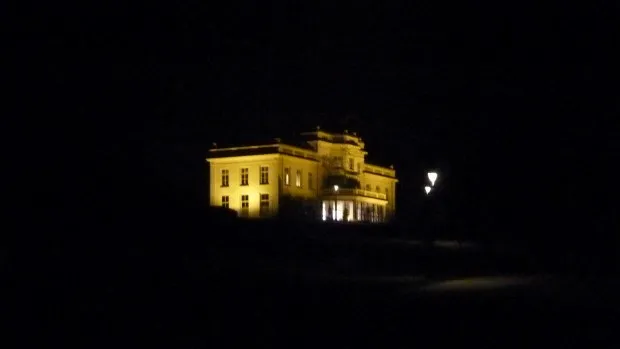 z9swddx32nqei53w7jqj768cl sonsbeek villa nacht arnhem nieuws