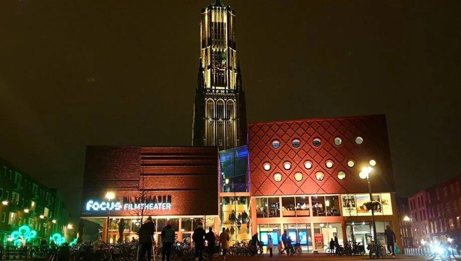 Focus-Filmtheater-Pand-buiten-Uitnacht-2020-915x518