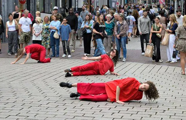 Buitentheater.Welkom bij Strtfstvl Showcase 2025