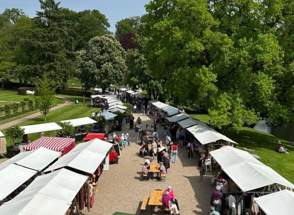 Trotsmarkt.KasteelFair Kasteel Rosendael