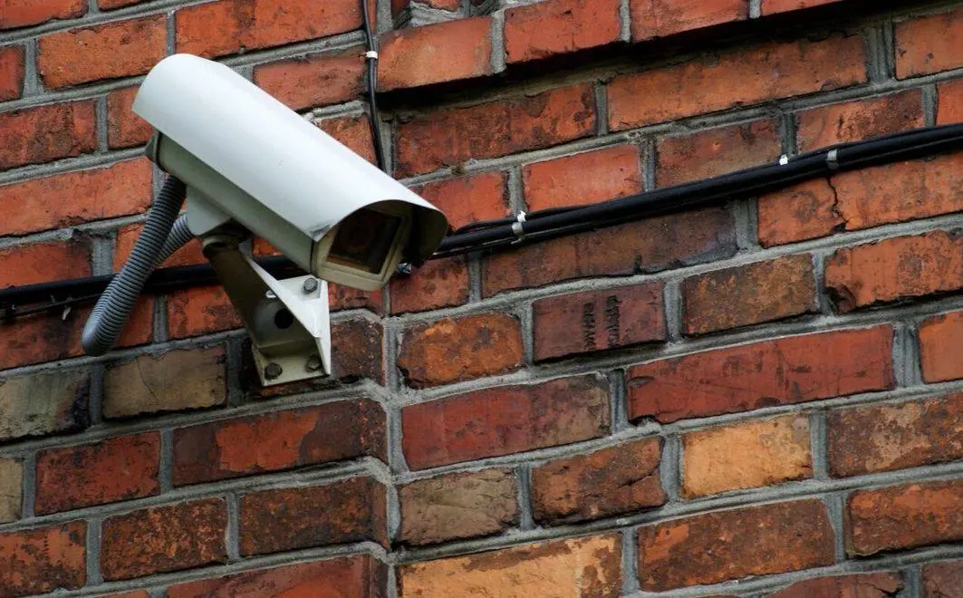 Burgemeester Marcouch verlengt cameratoezicht Geitenkamp met periode van een maand - Gemeente Arnhem