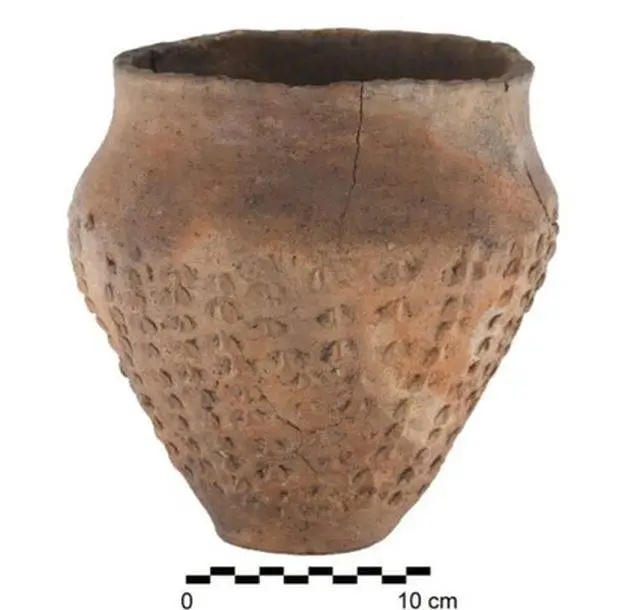 Vondst van de maand.Deelense urn - Gemeente Arnhem