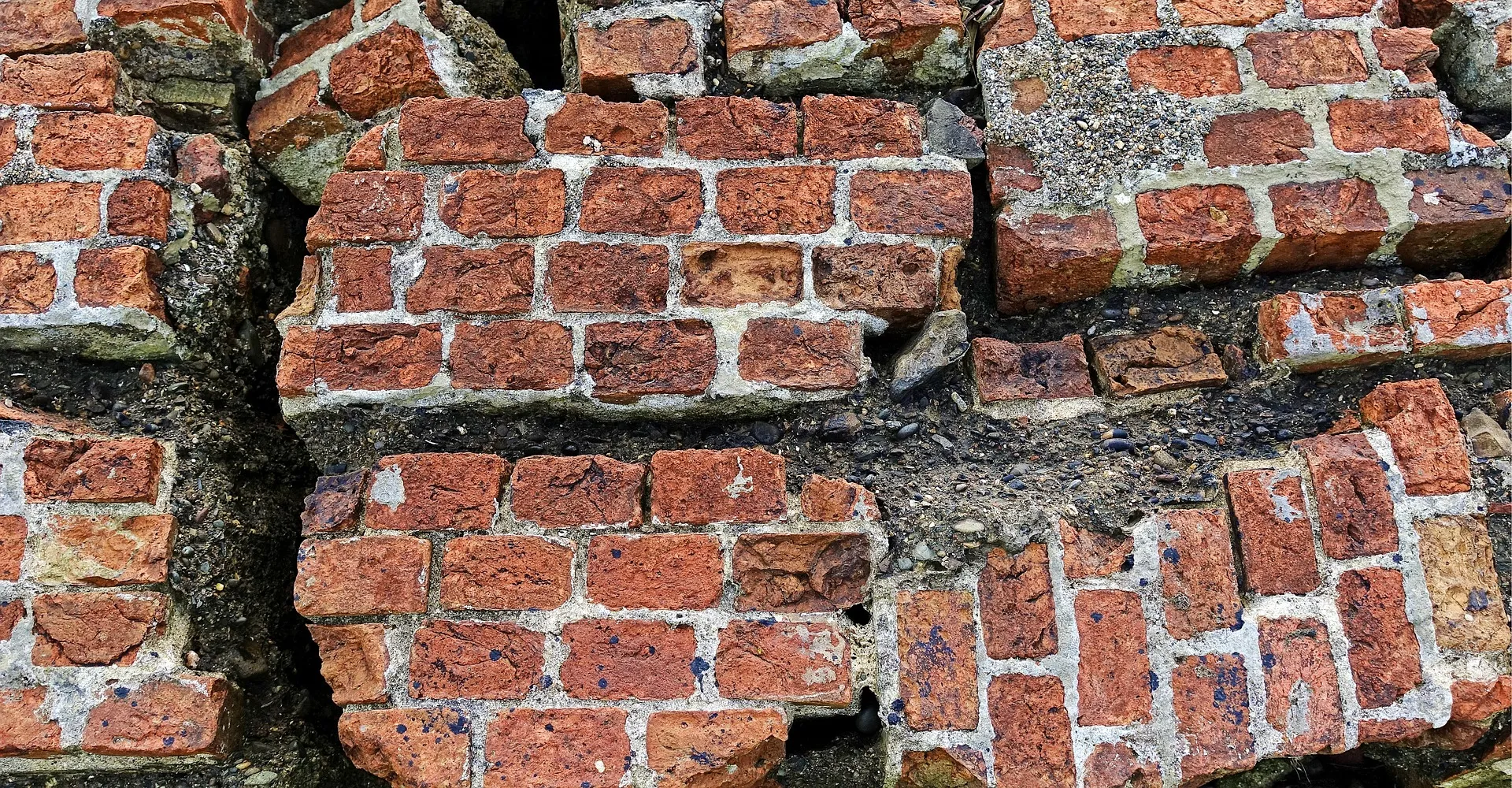 aardbeving muur scheur schade pixabay