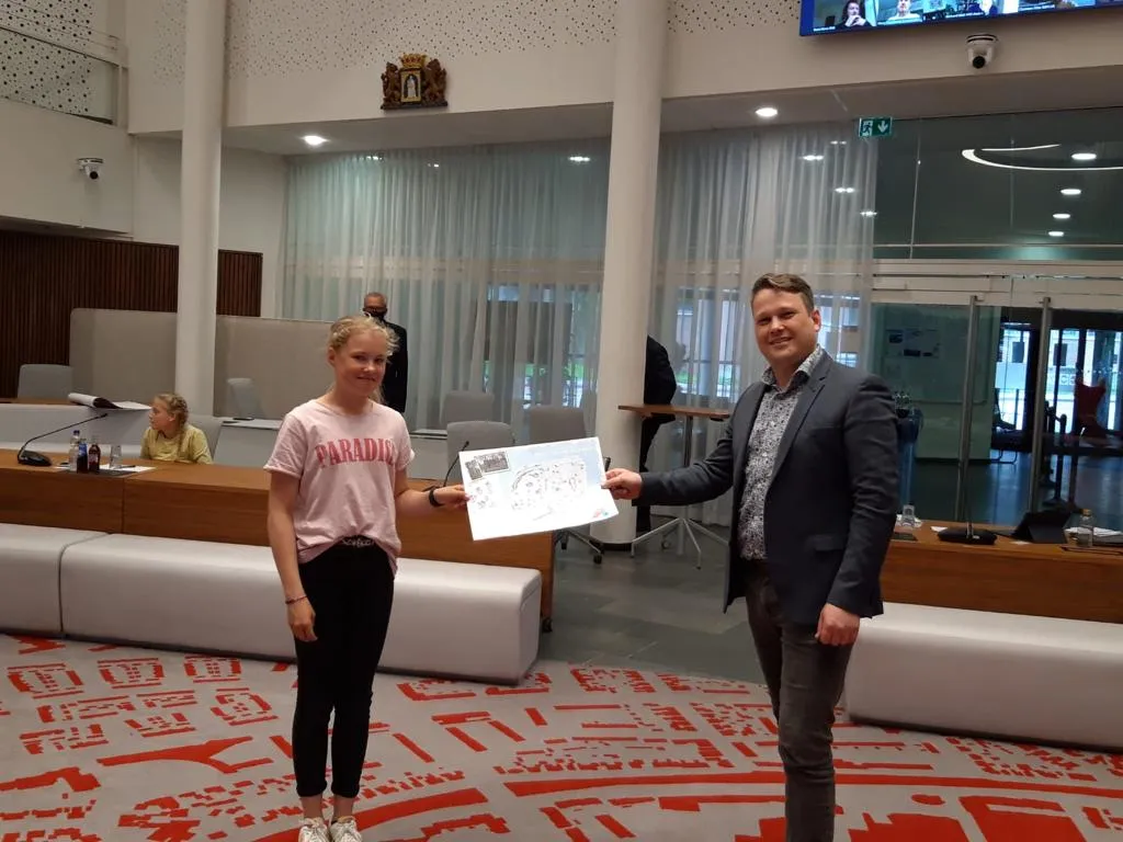 overhandiging schatkaart aan wethouder jan broekema 1