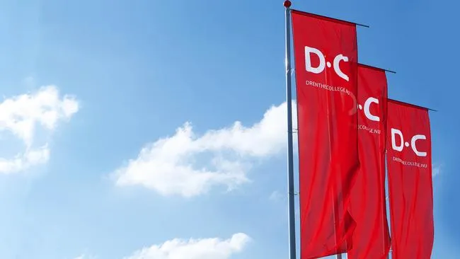 vlaggendrenthecollege