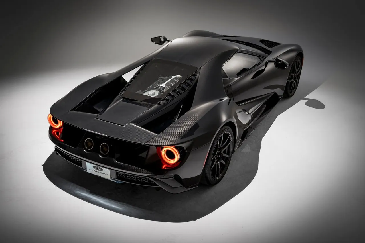 liquidcarbonfordgt 15