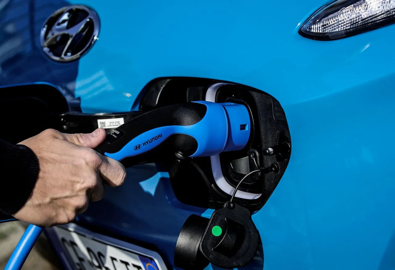 nuova hyundai kona electric 26