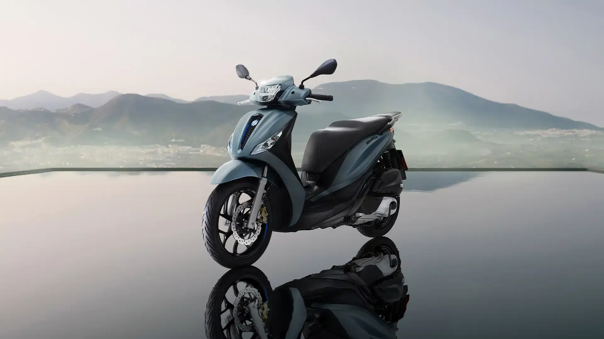 01 piaggio medley 200