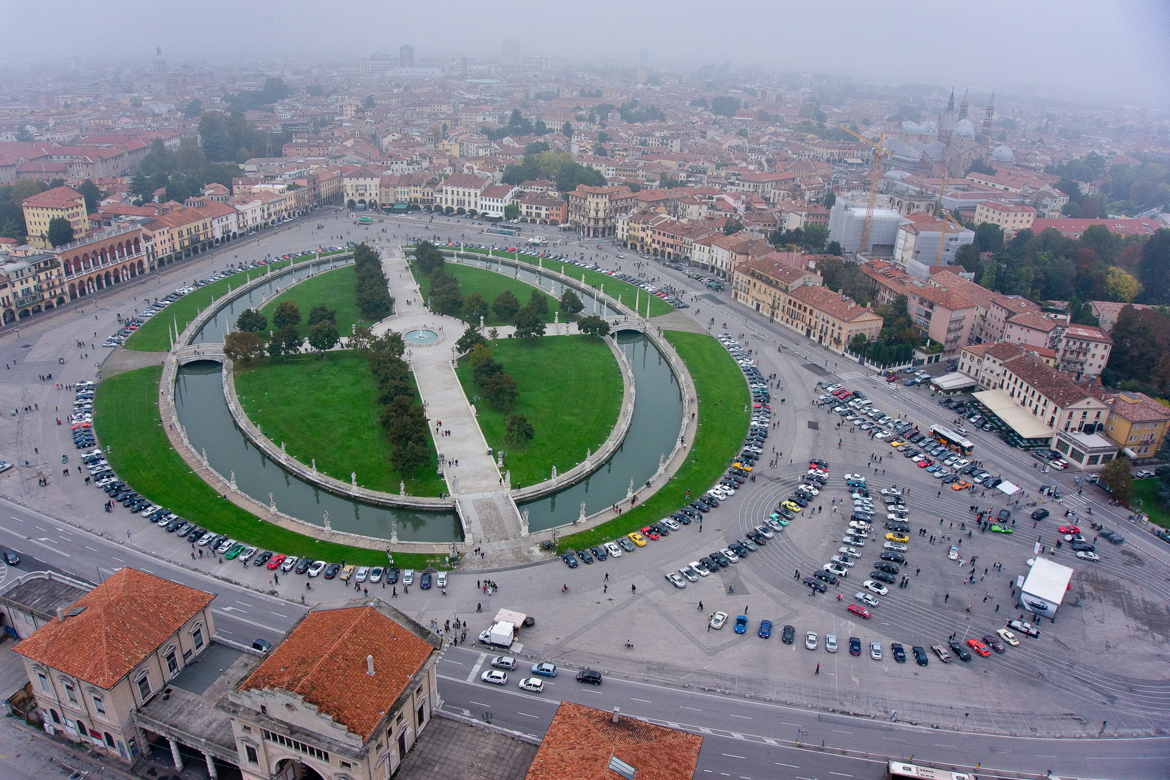 0407b1fae6c6274c272901f1c6f0566a