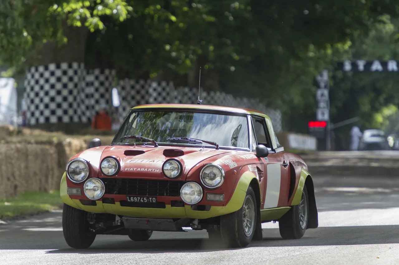 160802 abarth schloss dyck classic days 01