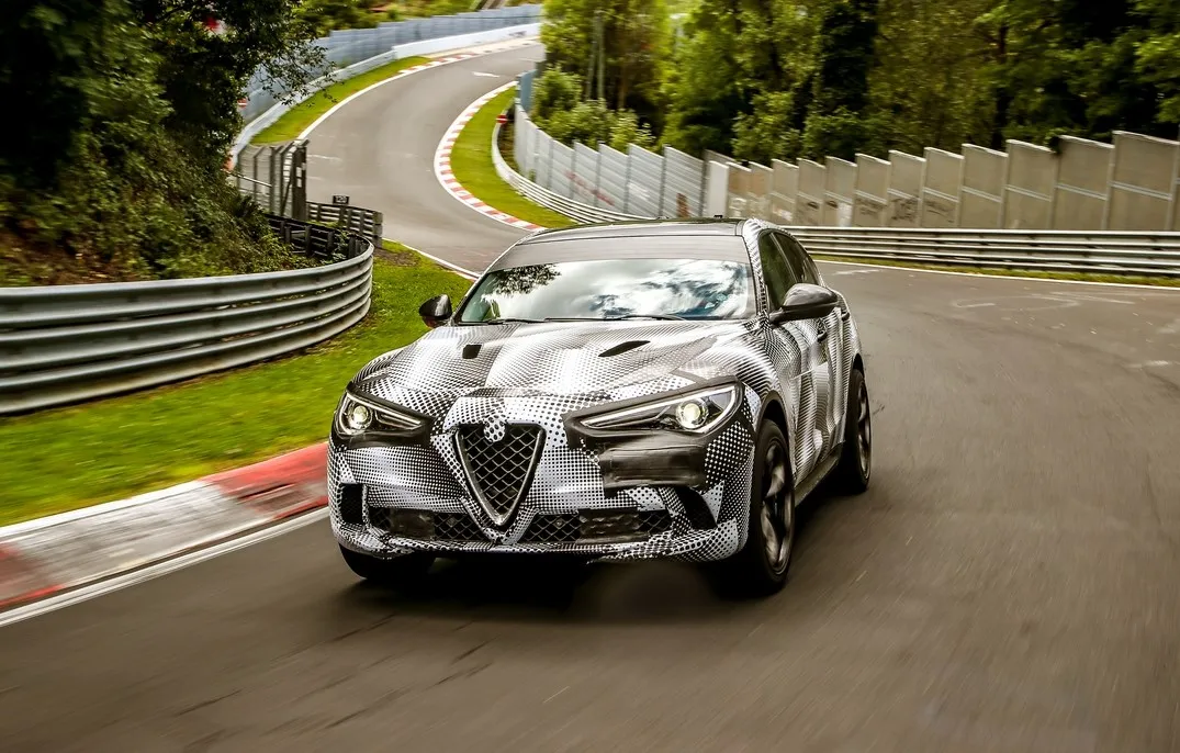 170929 alfa romeo stelvio 09