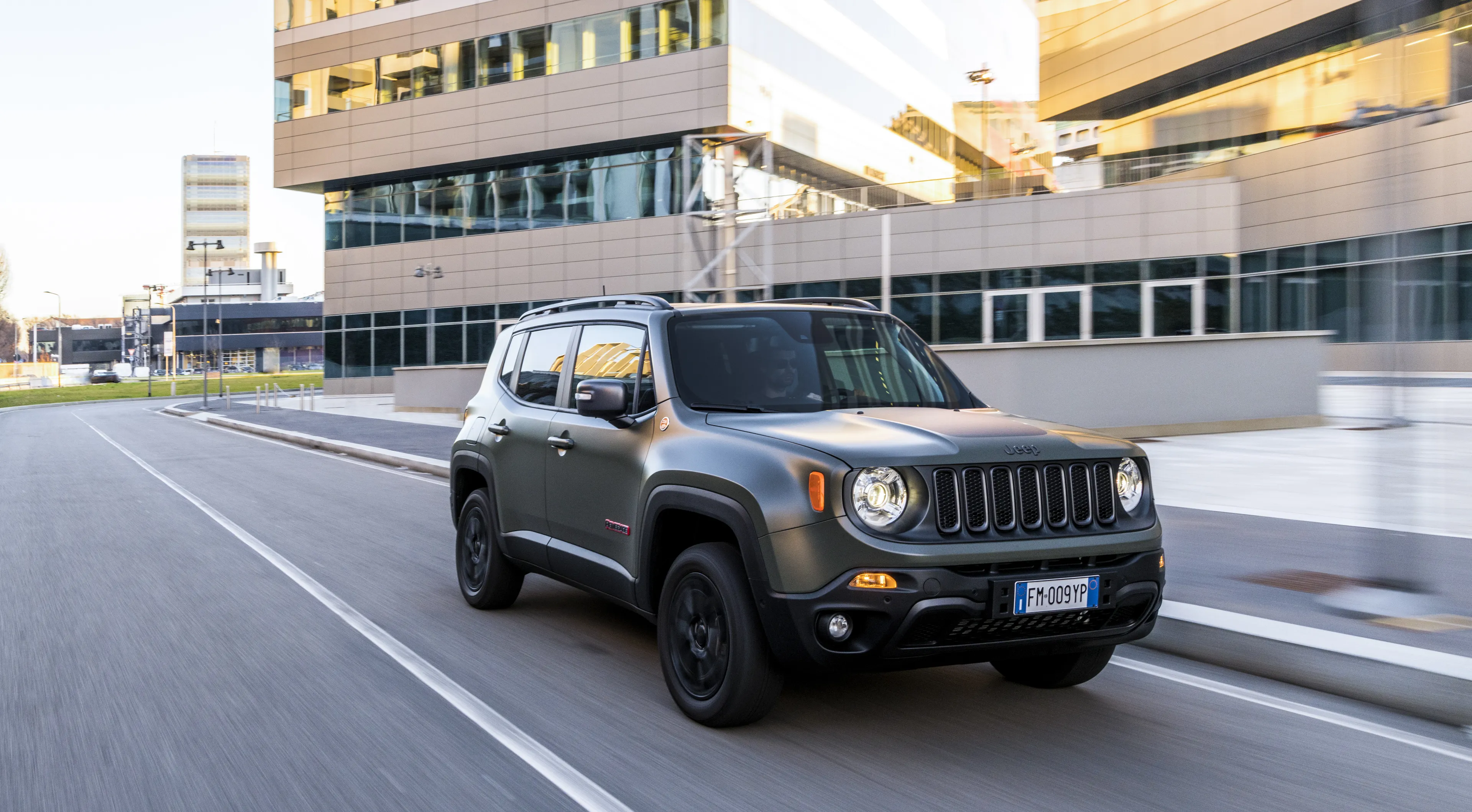 180129 jeep renegade my18 20