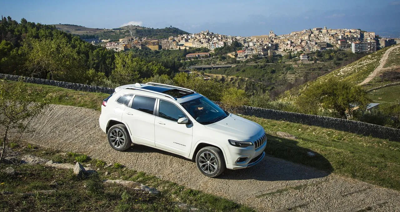 181002 jeep cherokee slider