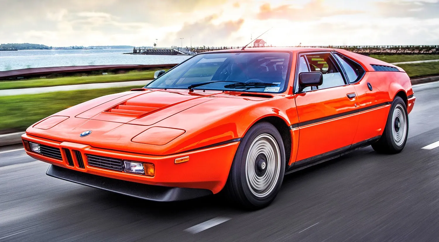 1980 bmw m1 front view 1