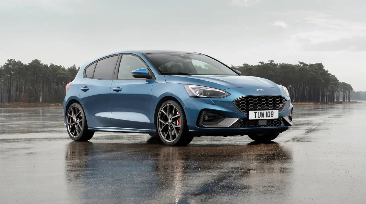 2019 ford focus st 12