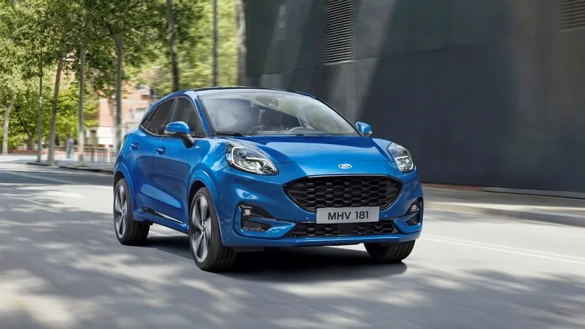 2019 ford puma st line 01