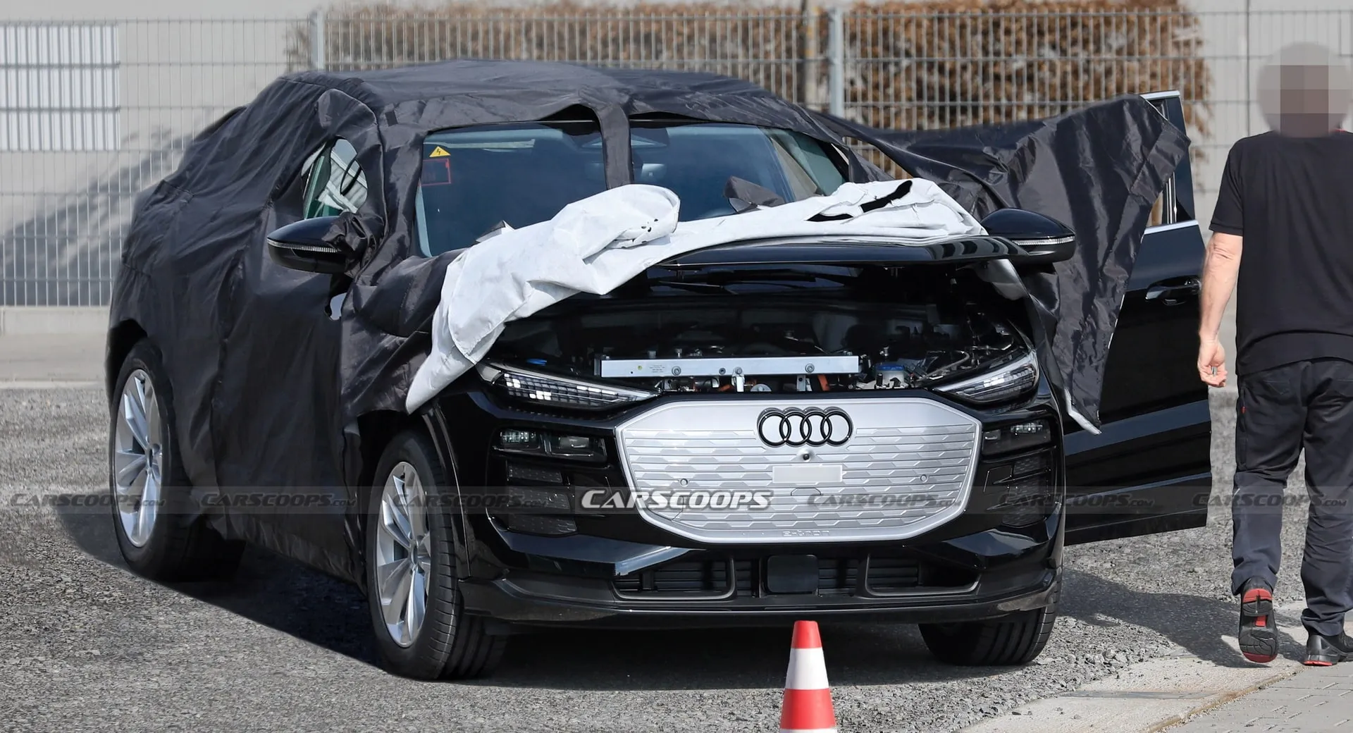 2023 audi q6 e tron spy 1