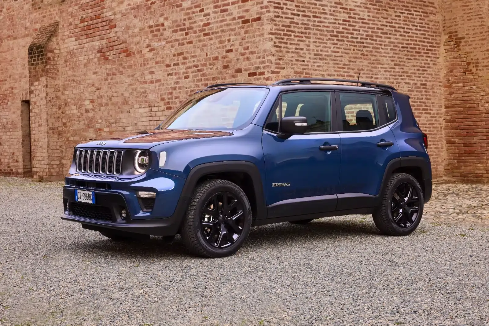 2024 03 04 jeep renegade e hybrid statiche 002 hr