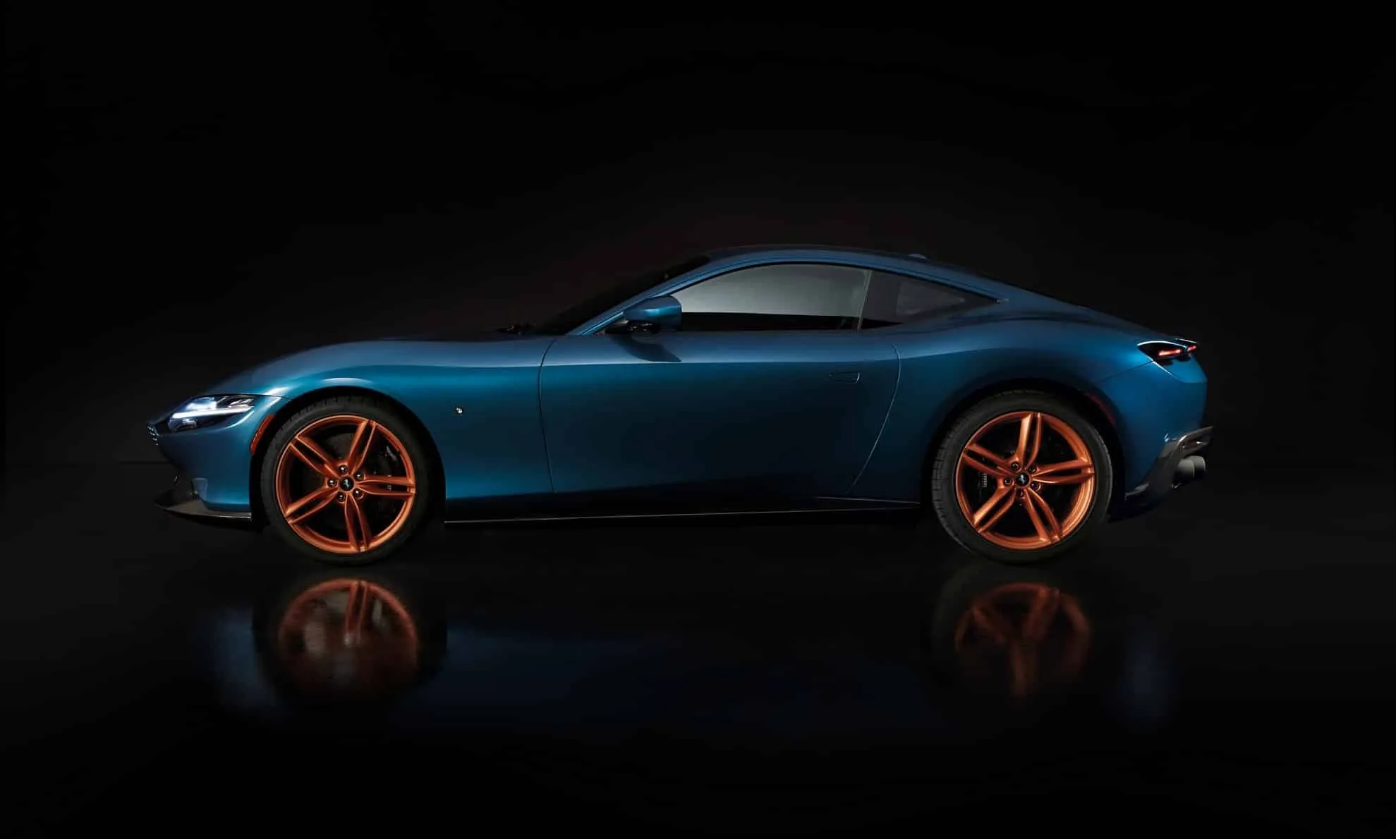 2200004 ferrari roma tailor made laterale