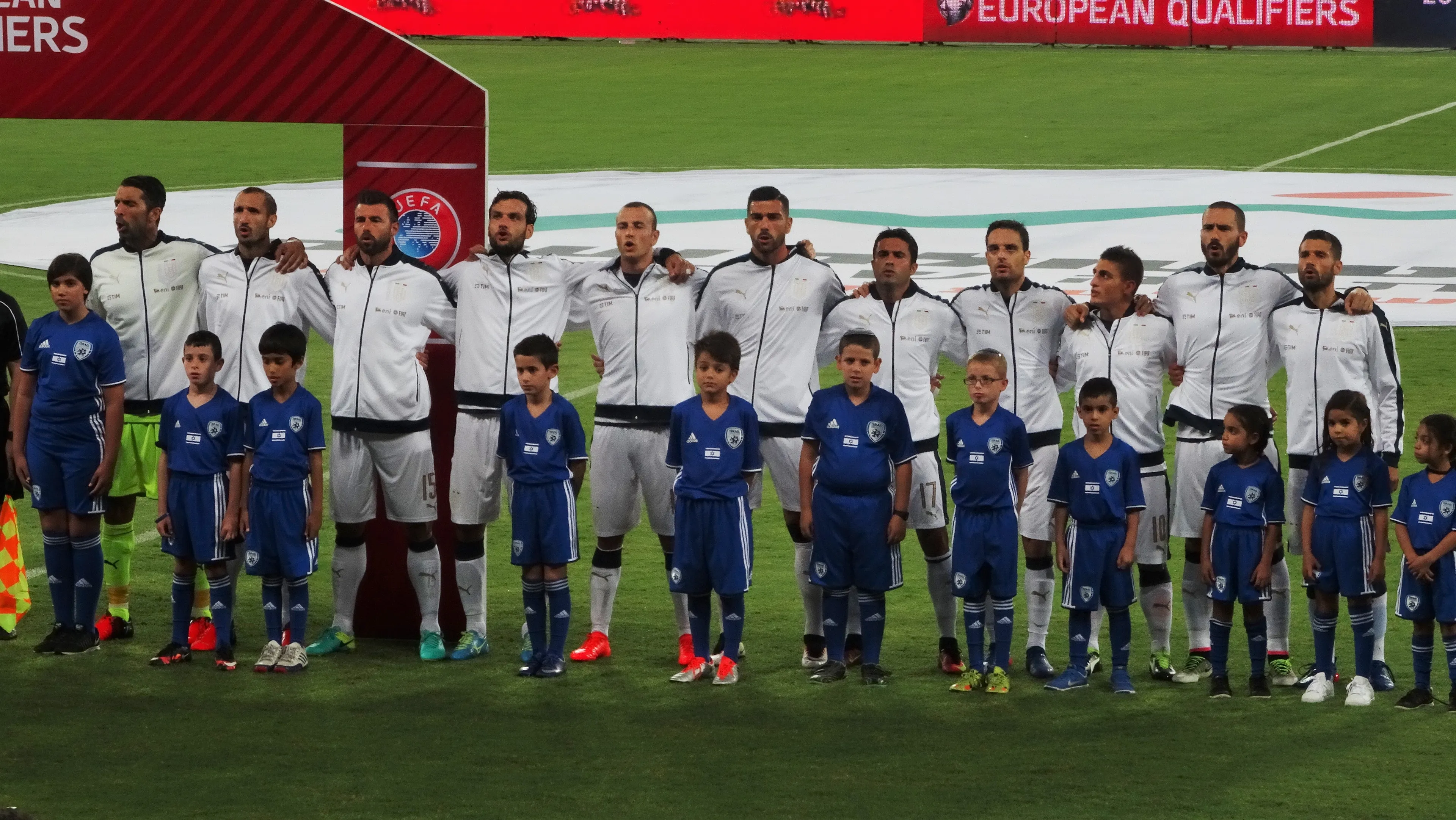 27bd0e104ee21ff71d987076442d0ceb