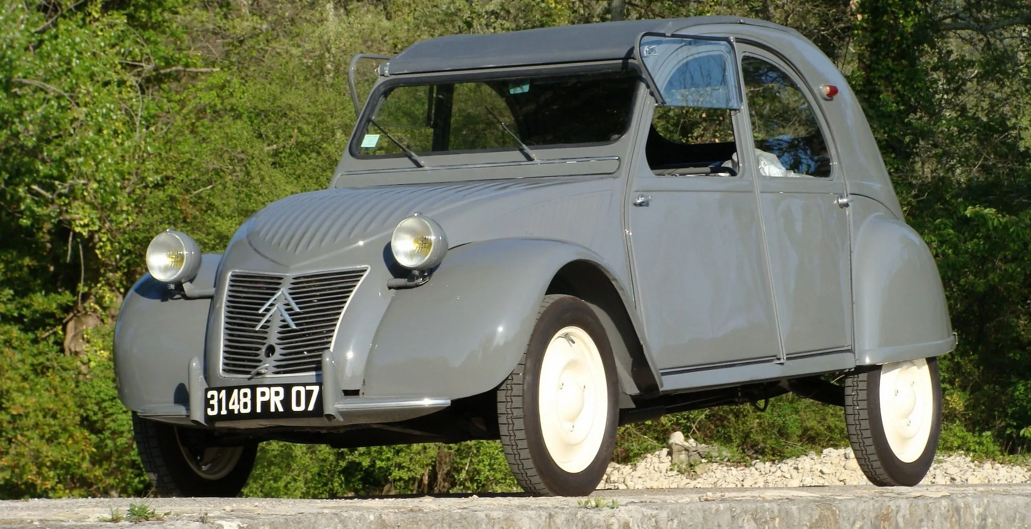 2cv 37