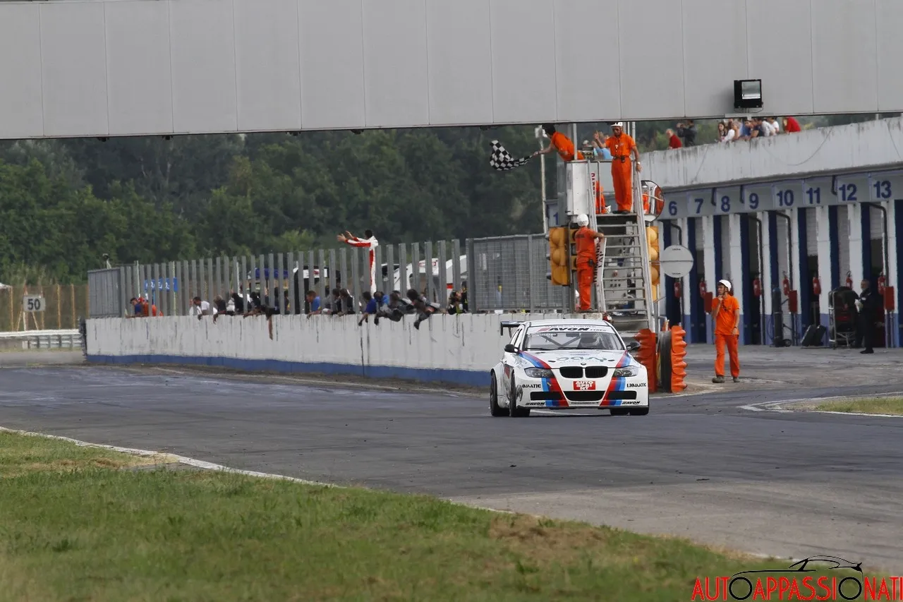 74477d724d2cdd9978d8480dc0573d87