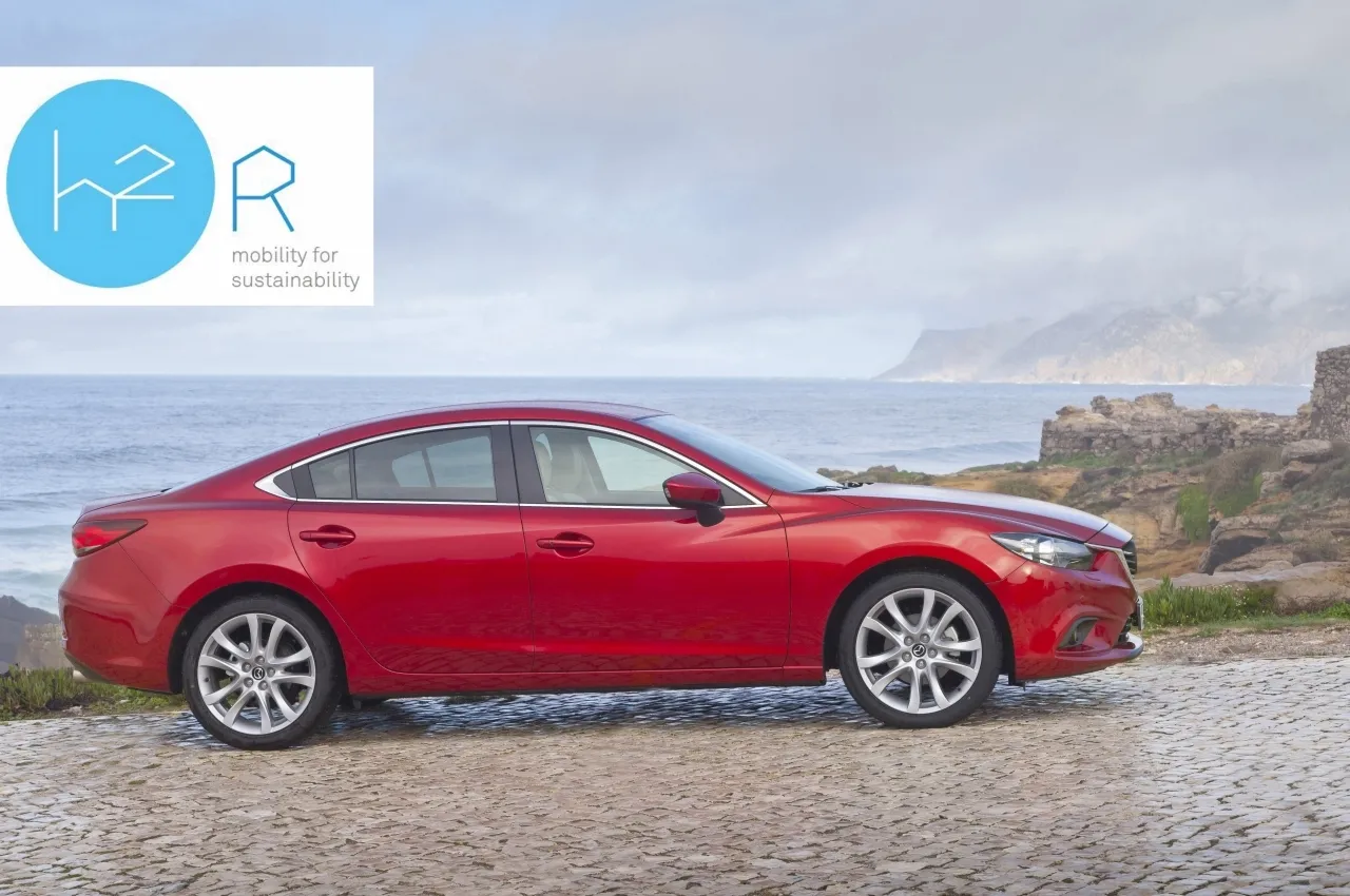 77b4cce0b69b99bdd89ed5fe2f72704d