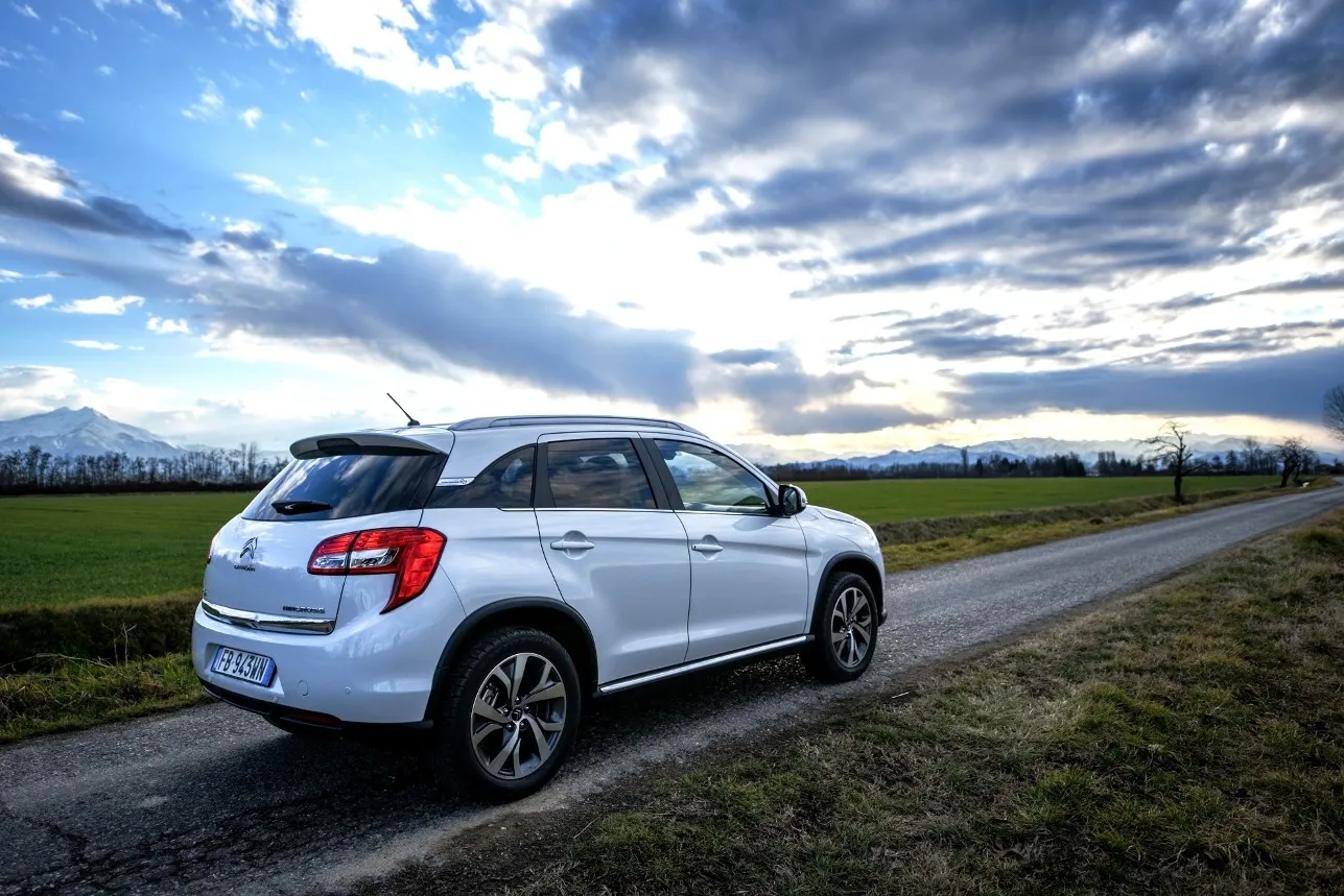 9e9ec3cbb27372f6201a8ccef2ec9ff8