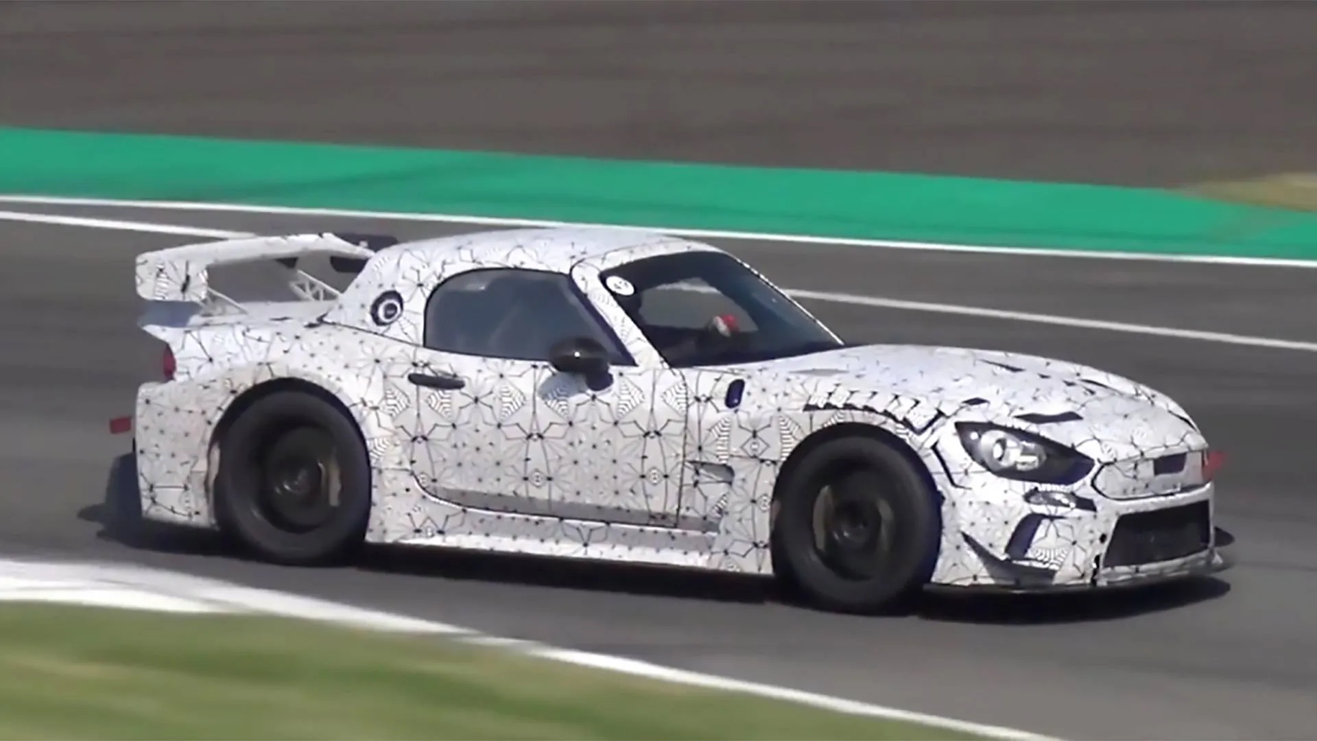 abarth 124 gt4 monza