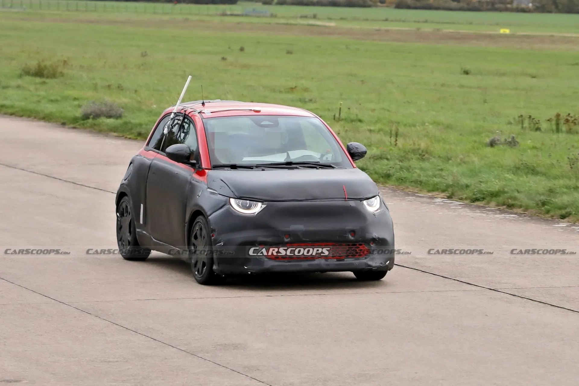 abarth 500 electric scoop 2