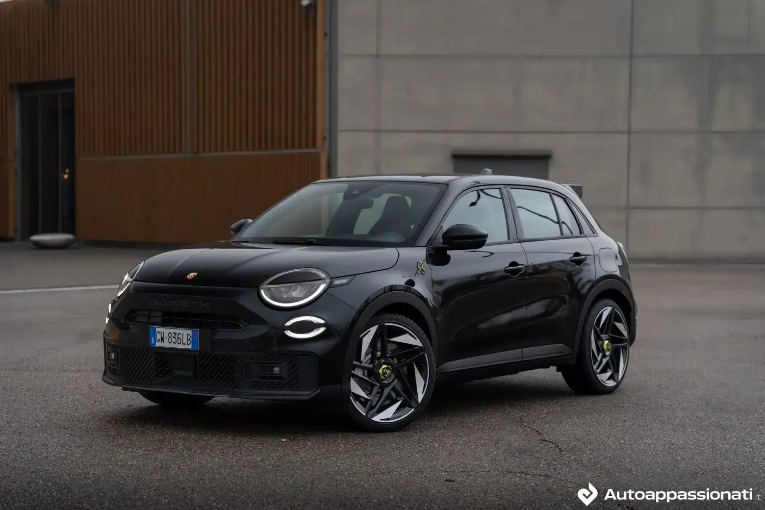 abarth 600e turismo 01