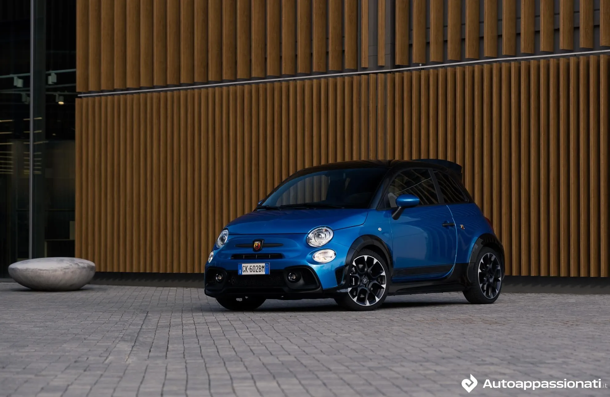 abarth 695 tributo 131 rally tre quarti frontale