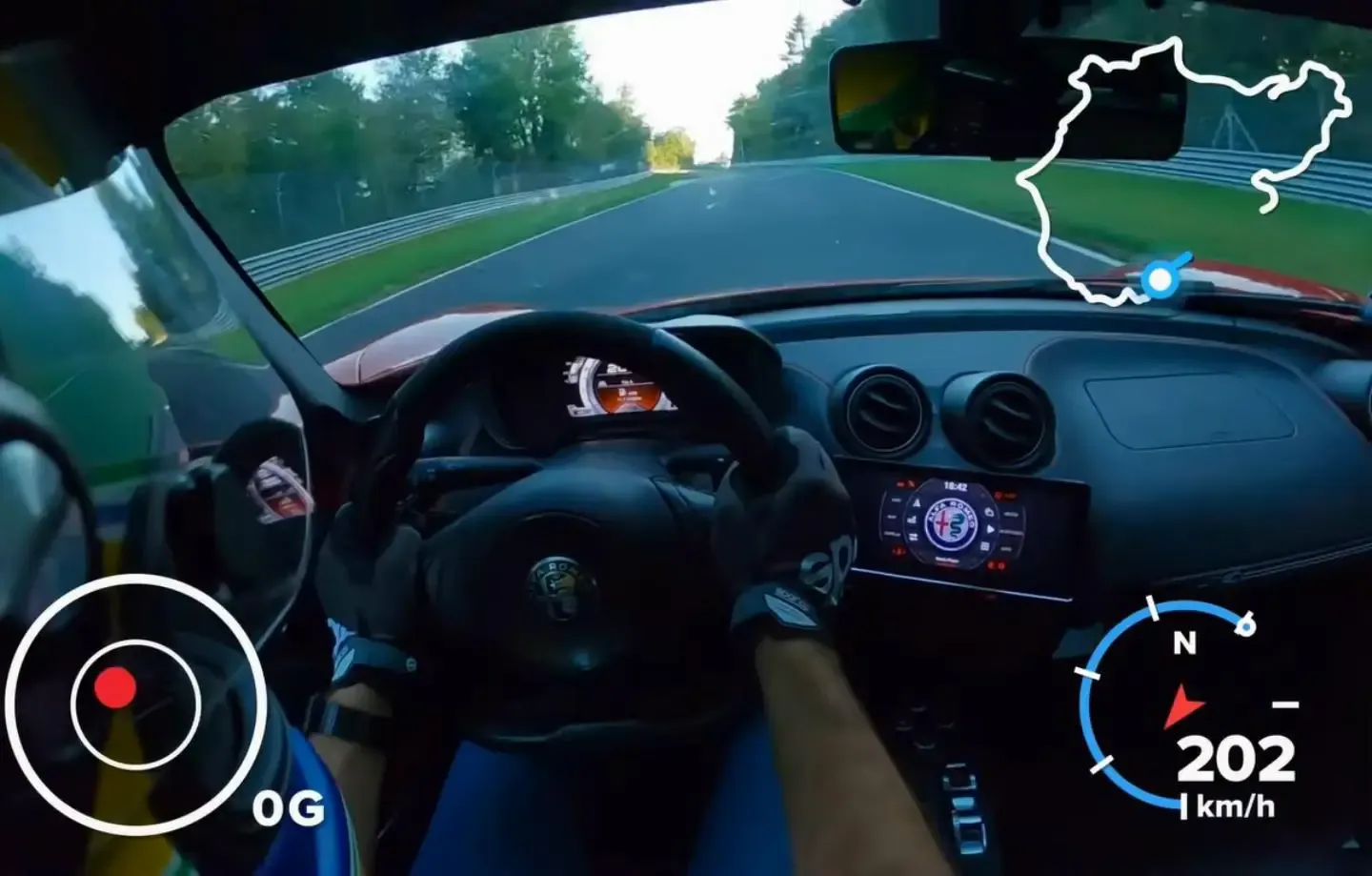 alfa romeo 4c onboard