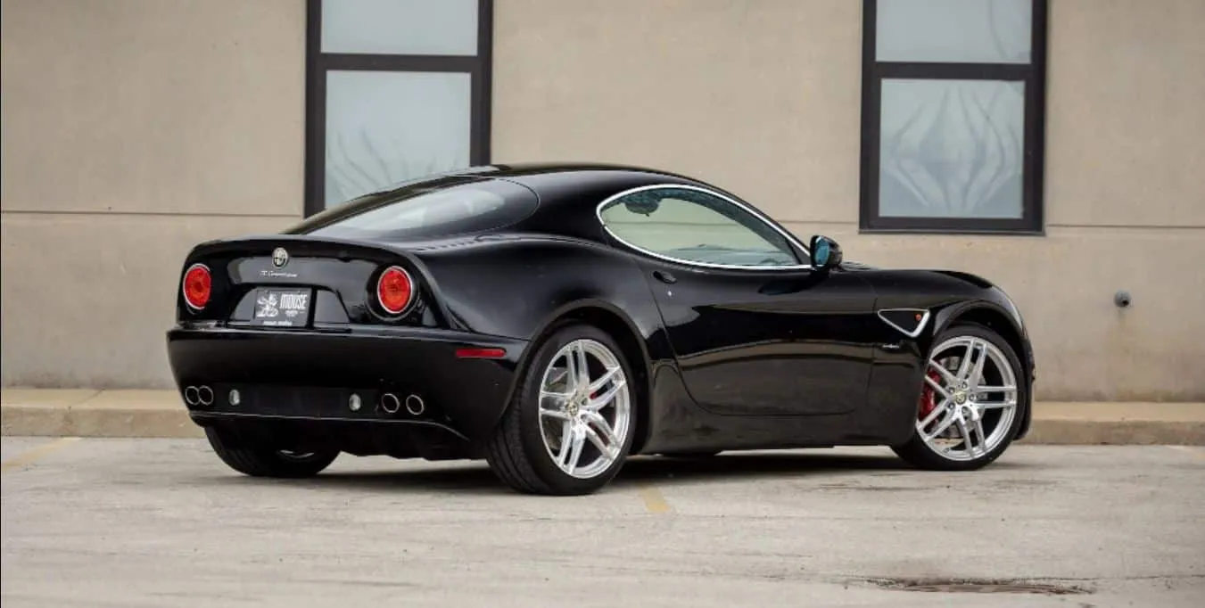 alfa romeo 8c competizione