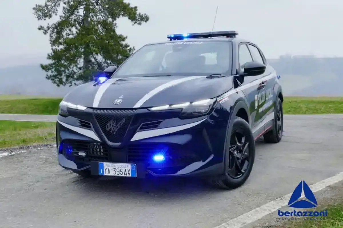 alfa romeo junior polizia locale