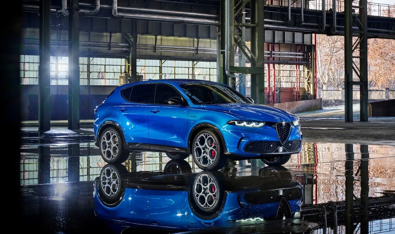 alfa romeo tonale blu misano